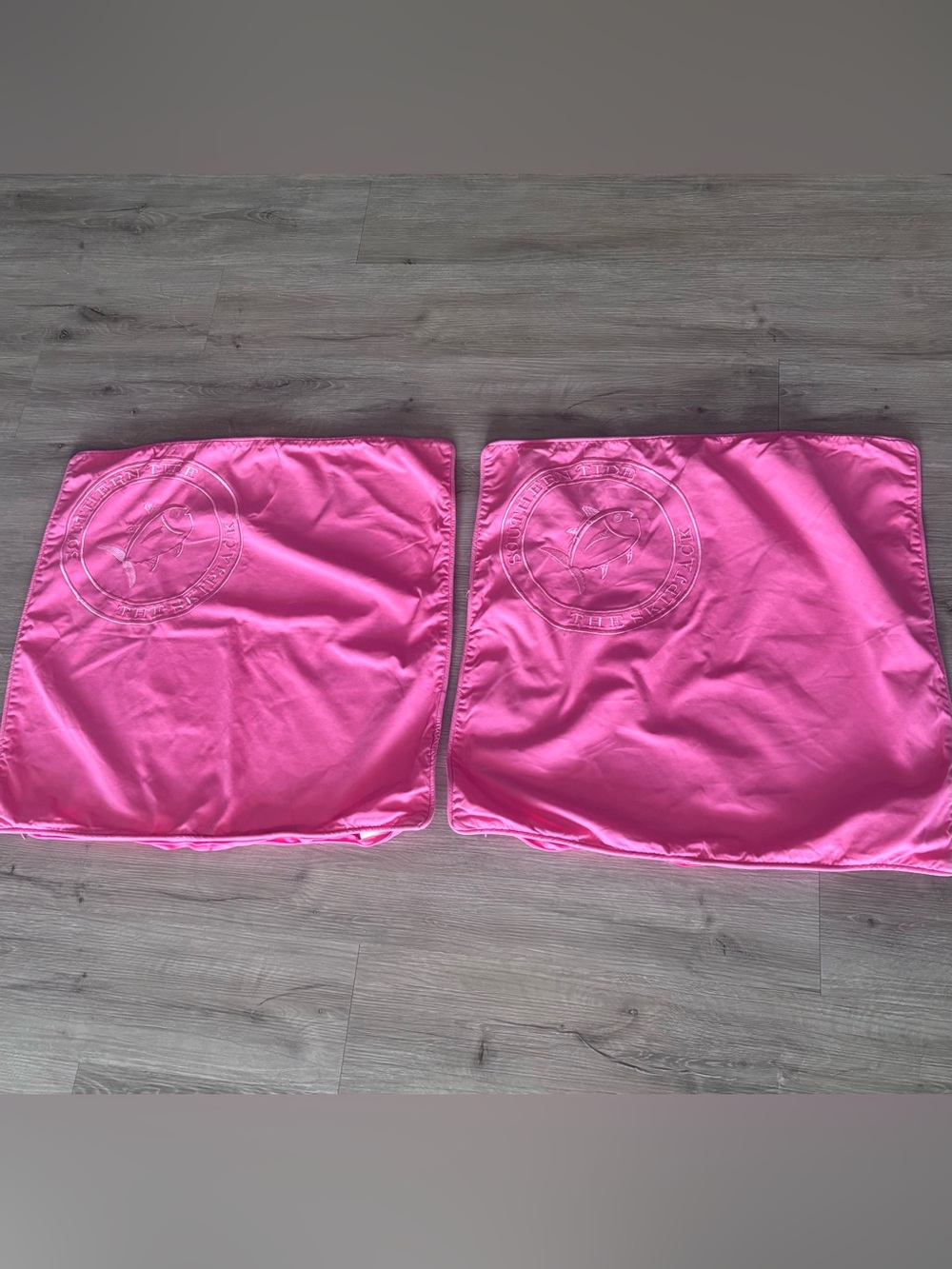 SOUTHERN TIDE The Skipjack ~ 100% Cotton ~ Pink Pillow Shams